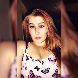 Meet your Posher, Lyndsie